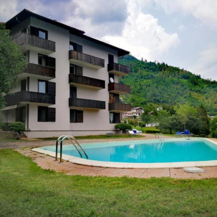 Appartamento Residence Castel Carlotta Levico Terme Exteriör bild