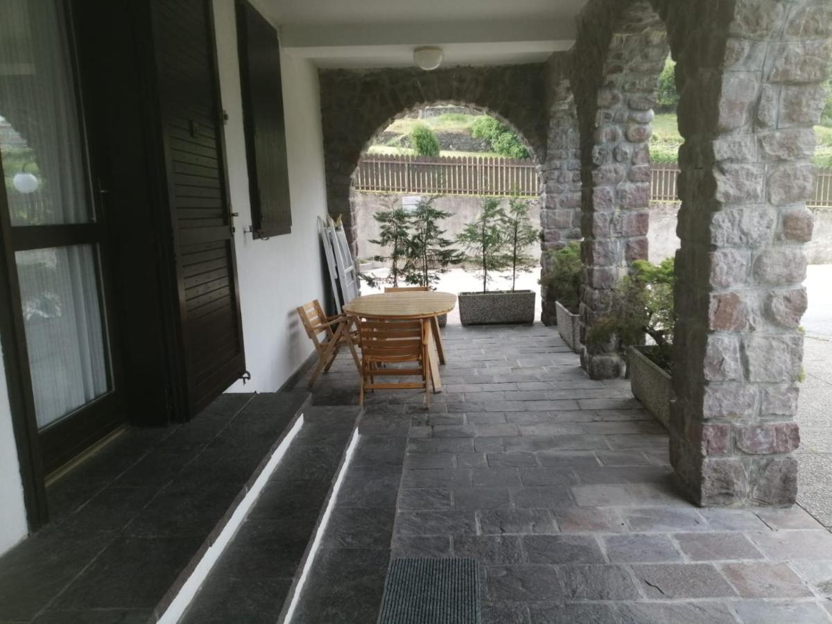 Appartamento Residence Castel Carlotta Levico Terme Exteriör bild